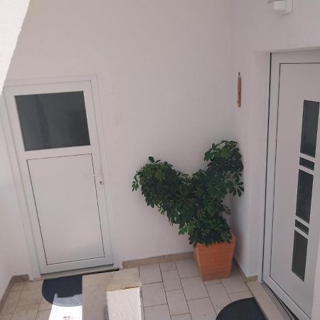Apartmani Bonavia Jelsa  Kültér fotó