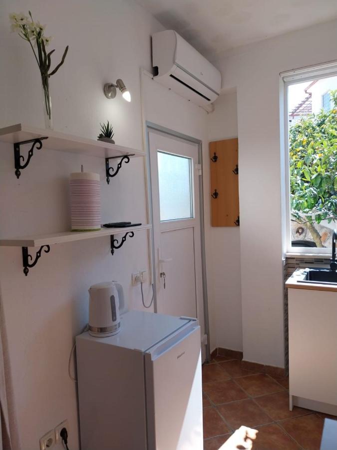 Apartmani Bonavia Jelsa  Kültér fotó