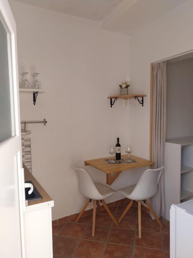 Apartmani Bonavia Jelsa  Kültér fotó